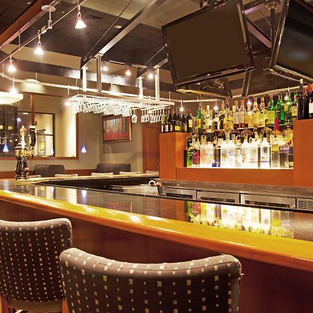 Holiday Inn Hotel & Suites Bloomington Airport By Ihg Esterno foto