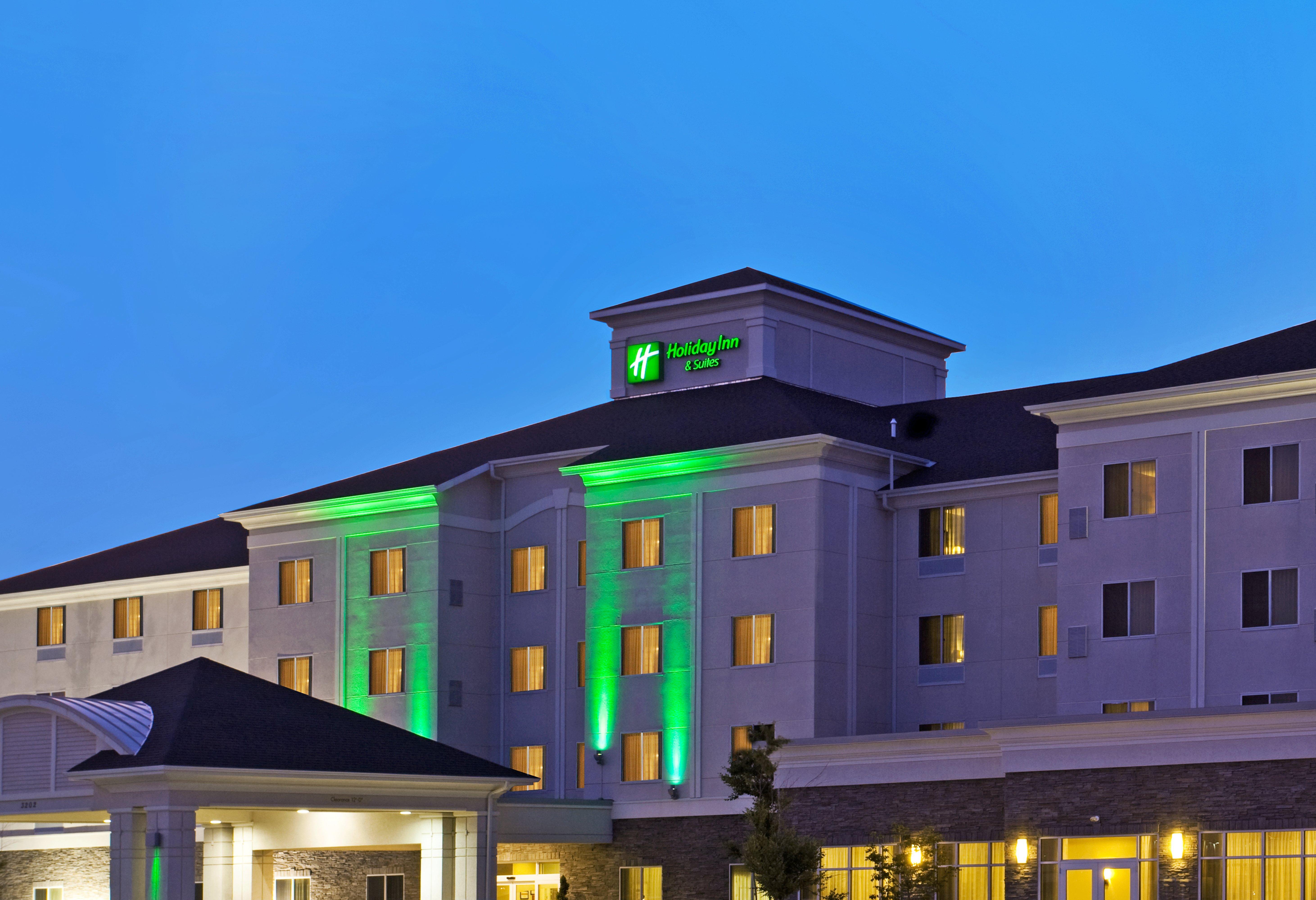 Holiday Inn Hotel & Suites Bloomington Airport By Ihg Esterno foto