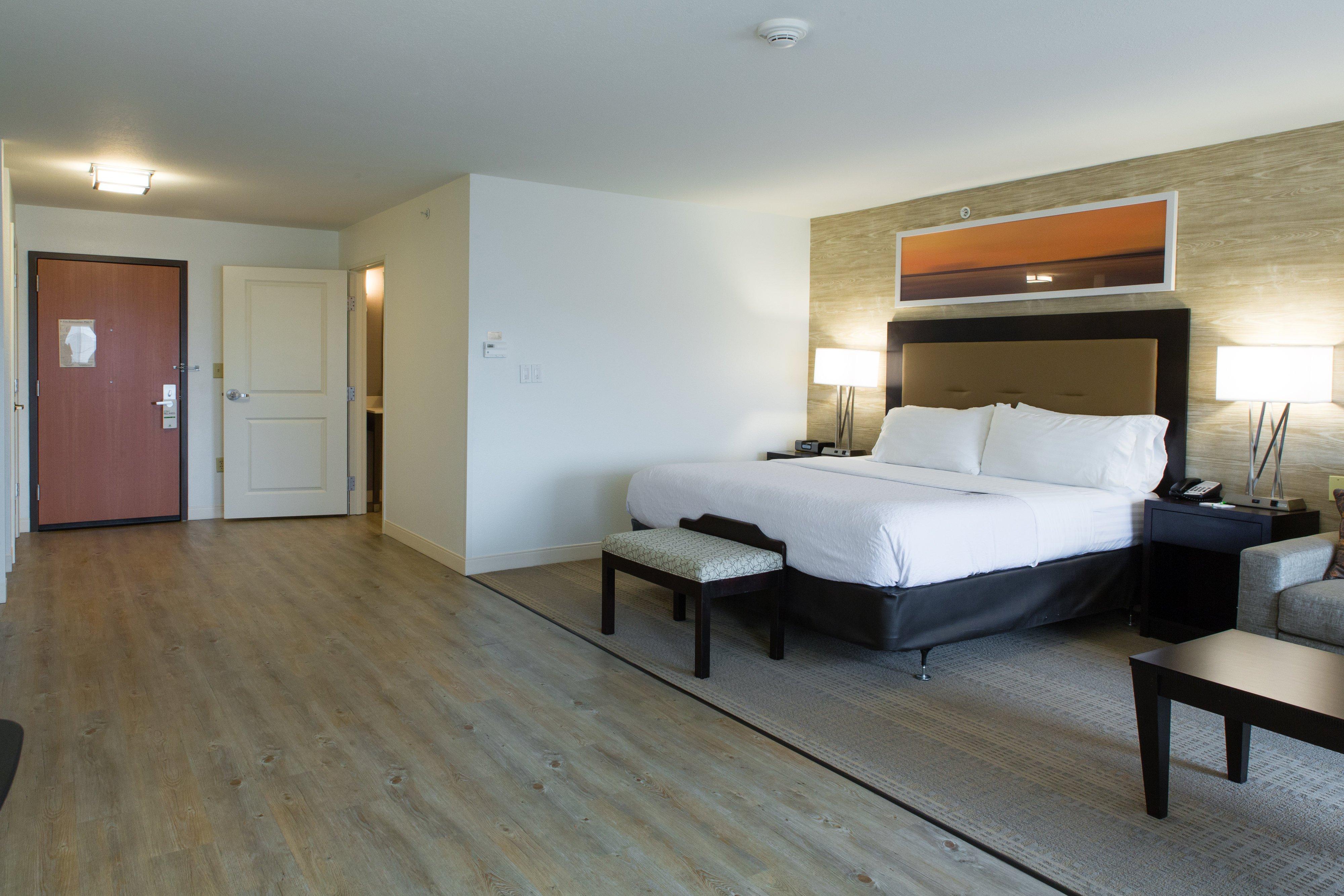 Holiday Inn Hotel & Suites Bloomington Airport By Ihg Esterno foto