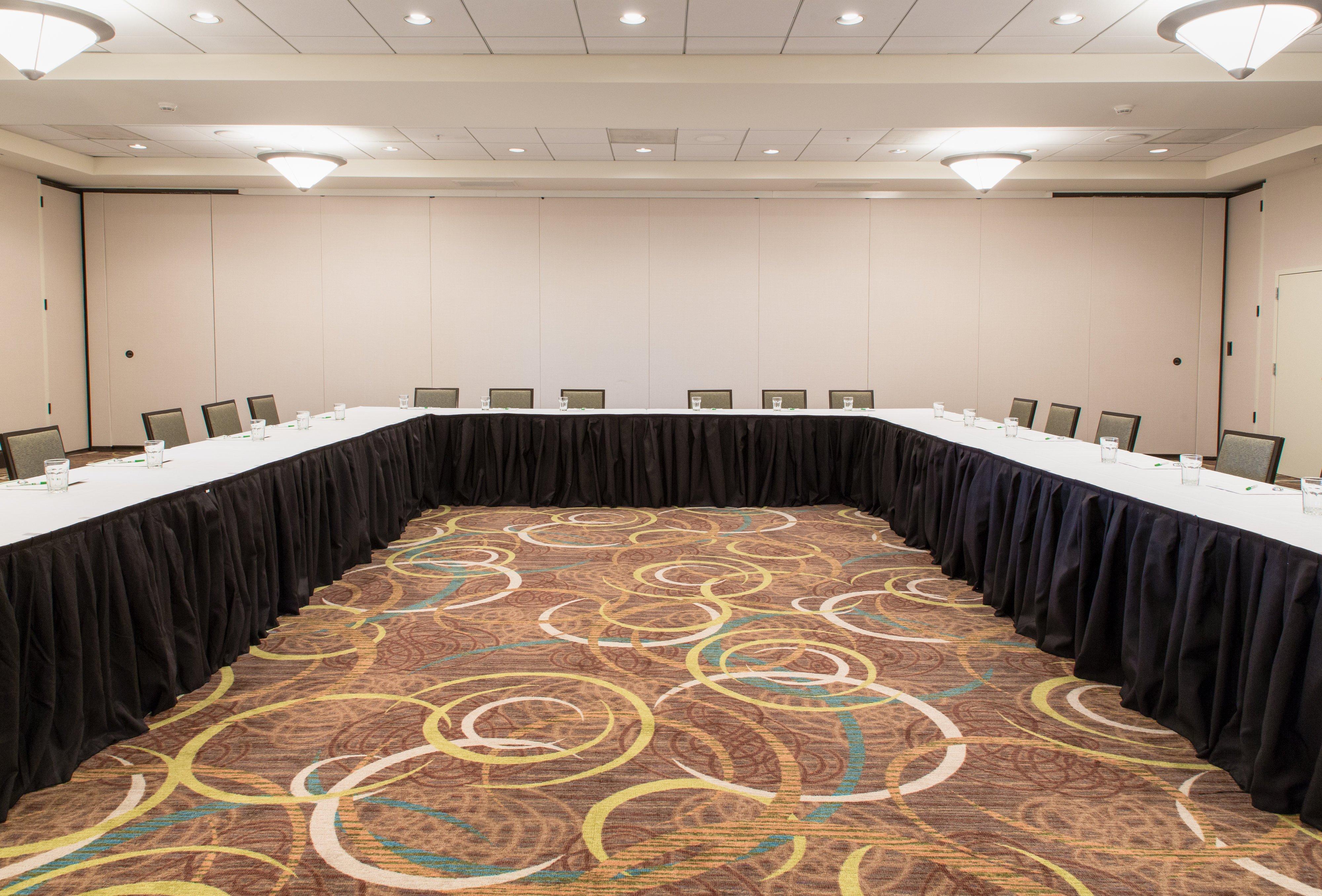 Holiday Inn Hotel & Suites Bloomington Airport By Ihg Esterno foto