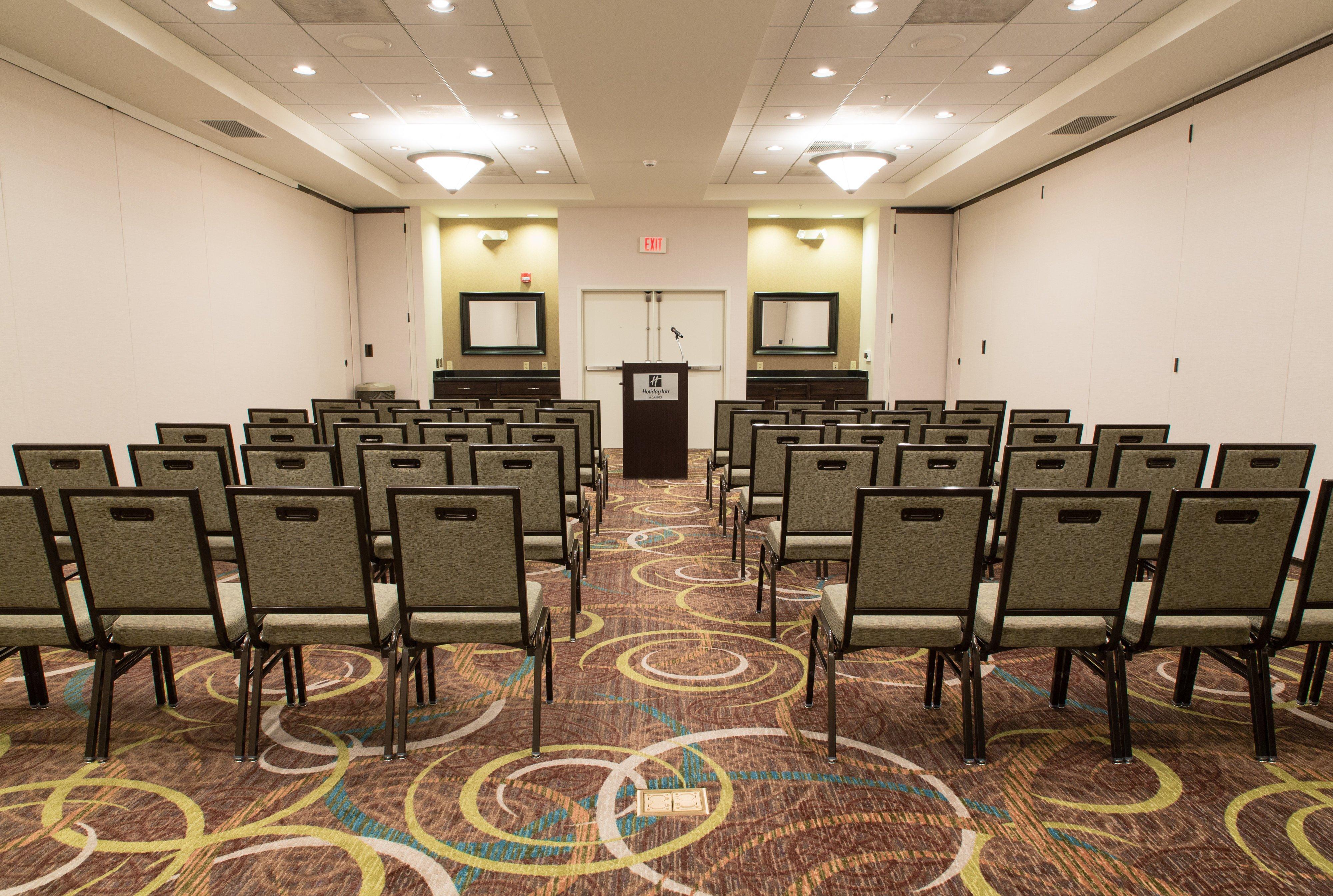 Holiday Inn Hotel & Suites Bloomington Airport By Ihg Esterno foto